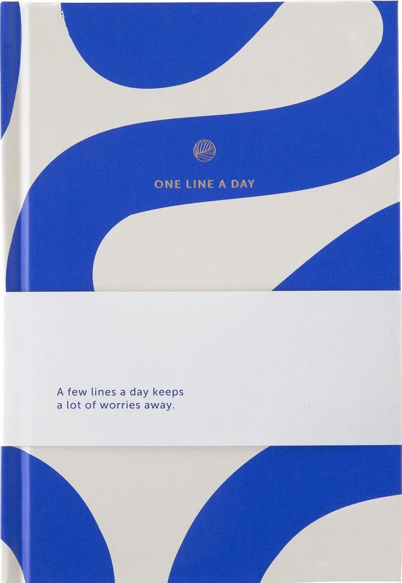 One Line a Day - Dagboek voor 5 jaar - Flow van A Journal in Blauw – productfoto