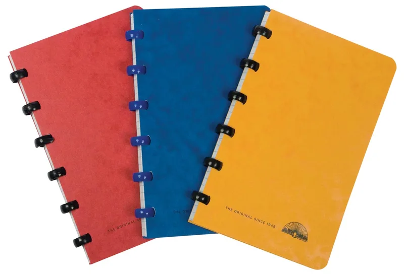 Classic notitieboekje, ft 10 x 16,5 cm, 120 bladzijden, kartonnen kaft, geassorteerde kleuren by Atoma – product photo