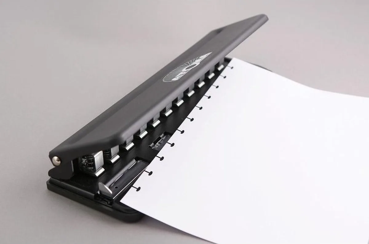 PERFORATOR de Atoma – photo produit