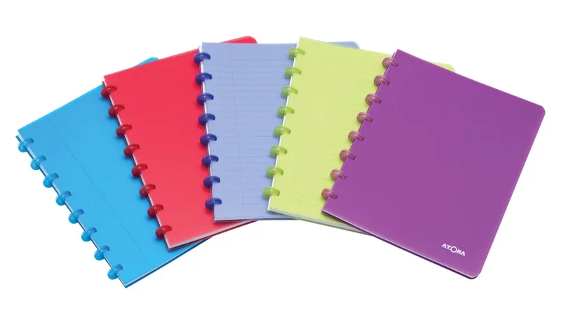 Trendy schrift, ft A5, 144 bladzijden, PP, geruit 5 mm, geassorteerde kleuren by Atoma – product photo