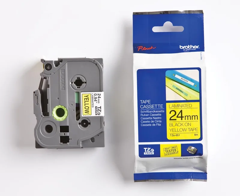 Laminated Tape for Labelling Machines Brother TZE651 Yellow/Black 24 mm x 8 m de Brother en Jaune – photo produit