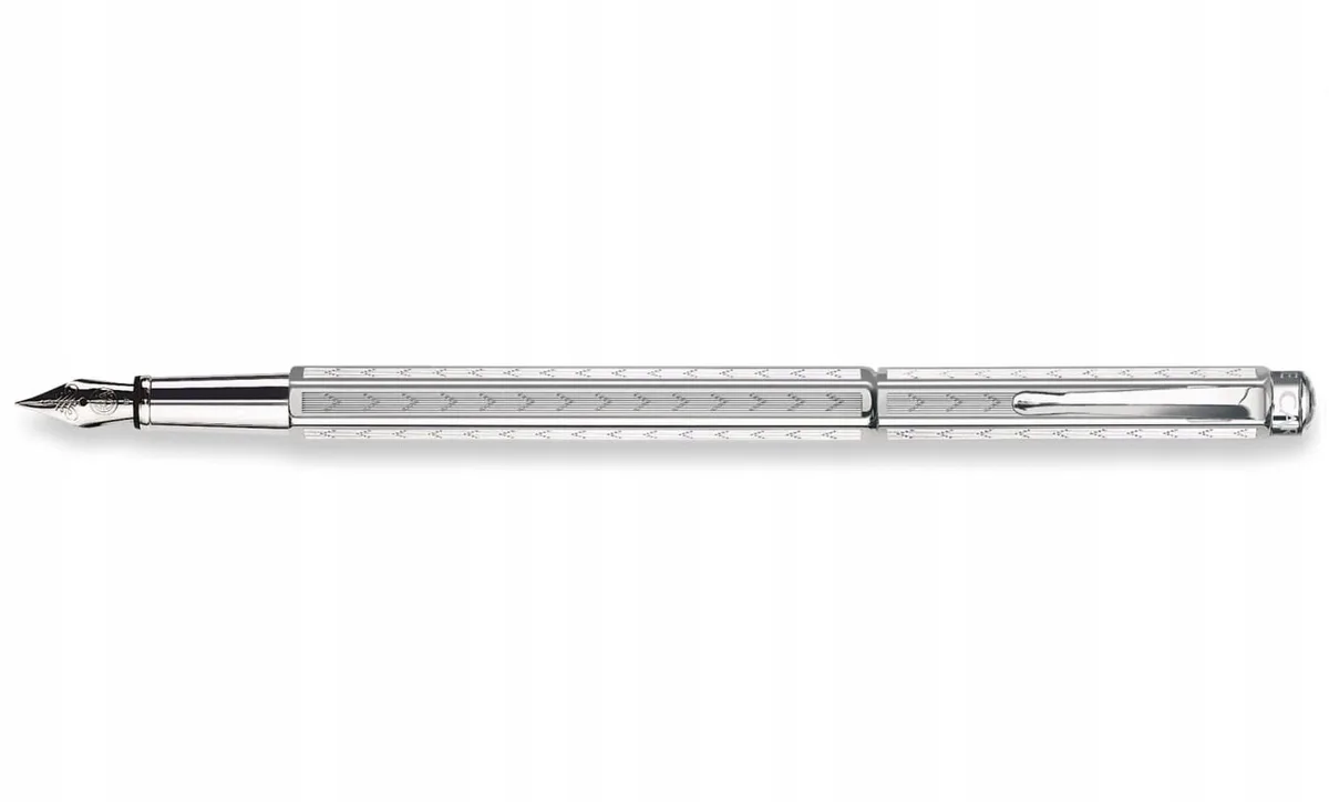 Ecridor Chevron Palladium Vulpen fra Caran d'Ache i Sølv – produktbillede