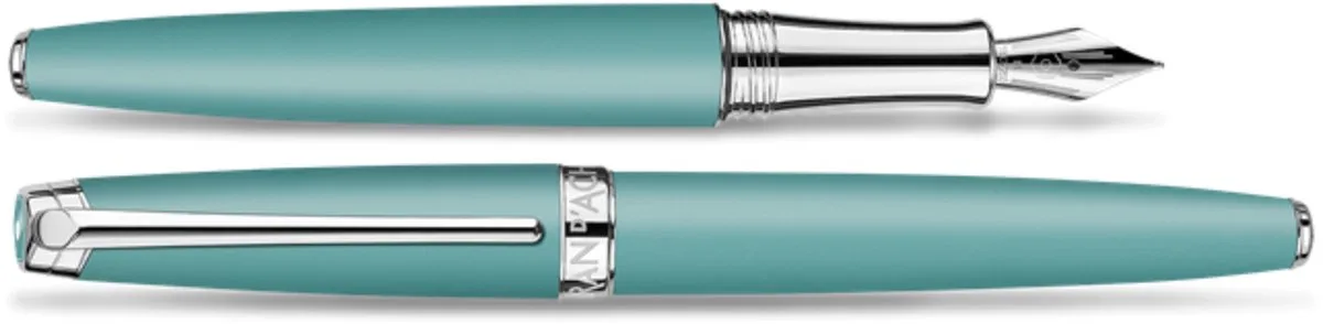 Léman Alpine Blue Vulpen geschenkset met inktpot från Caran d'Ache i Turquoise blauw – produktbild