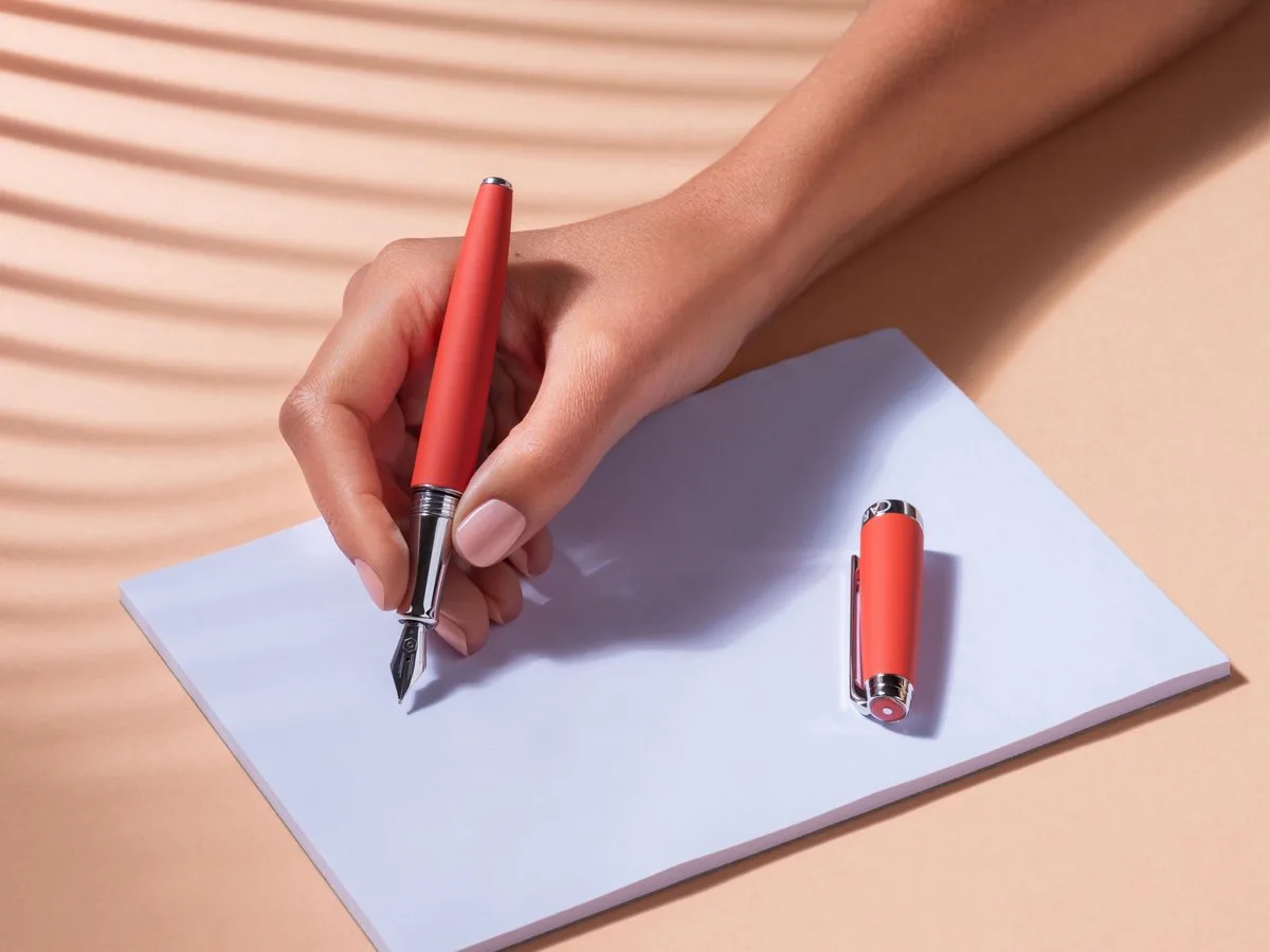 vulpen Leman Matte, M (4799.061) von Caran d'Ache in Coral – Produktfoto