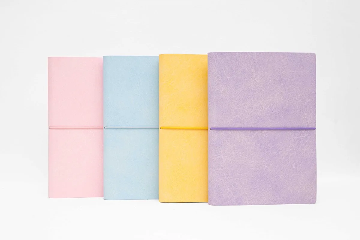 Notitieboek TREND – A5 - Blanco - Softcover - giallo - Made in Florence, Italy by Ciak in Zacht geel – product photo