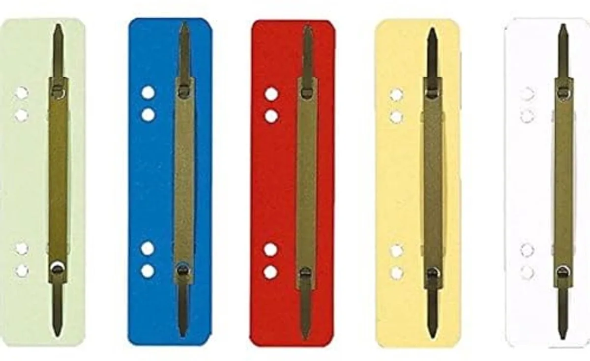 Exacompta 427000B Pak met 250 kartonnen nietstrips, diverse kleuren. Kartonnen commerciële nietmap, nietmachine, losbladige binder, ideaal voor kantoor en school fra Exacompta i Gesorteerd op kleur – produktbillede