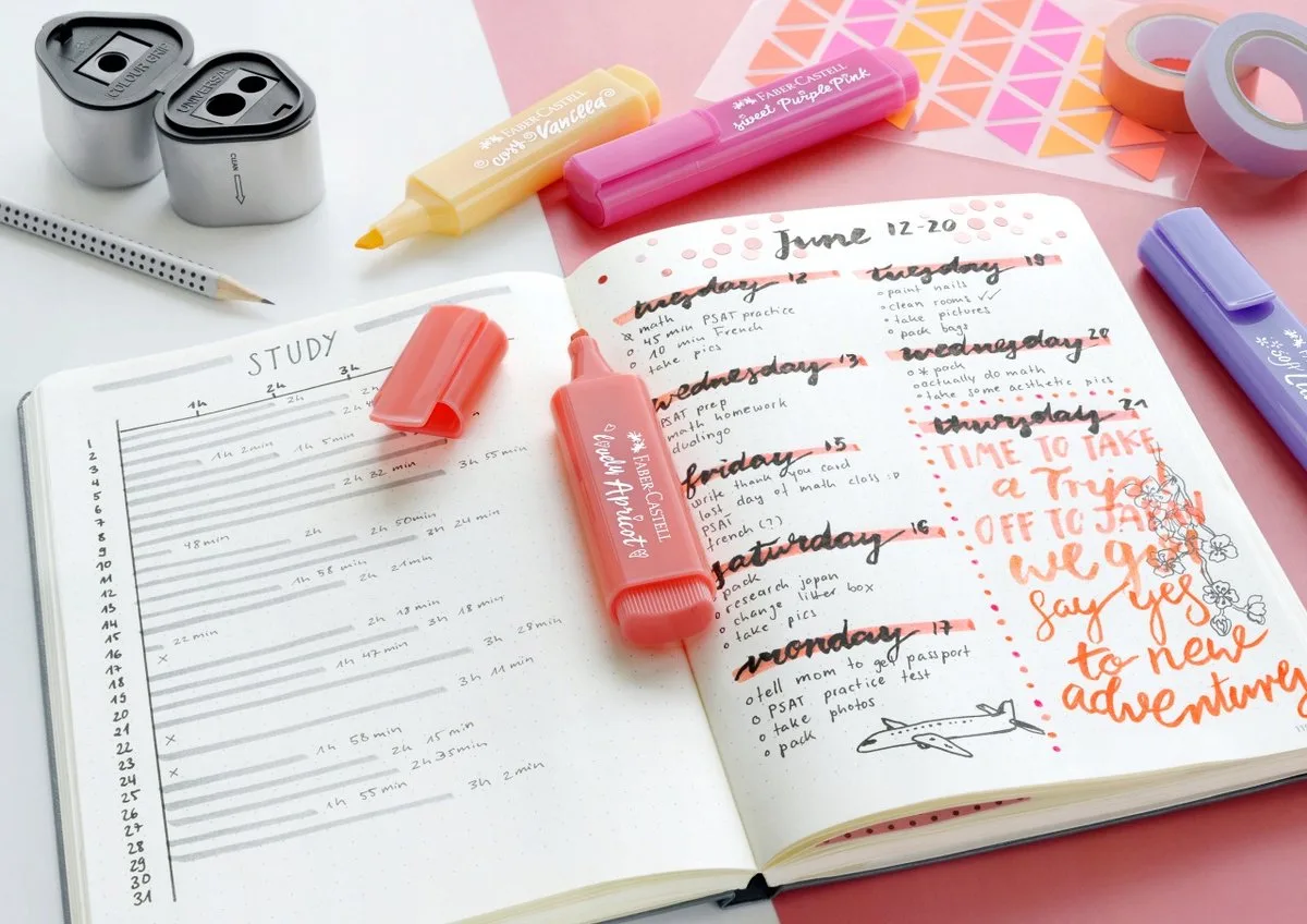 Textliner 1546 Zakreślacz by Faber-Castell in Pastel Malinowy – product photo