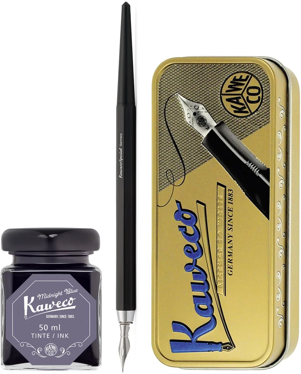 Fountain Pen - Special Dip Pen Black - in vintage blik - Potje inkt Midnight Blue 60cc van Kaweco in Zwart – productfoto