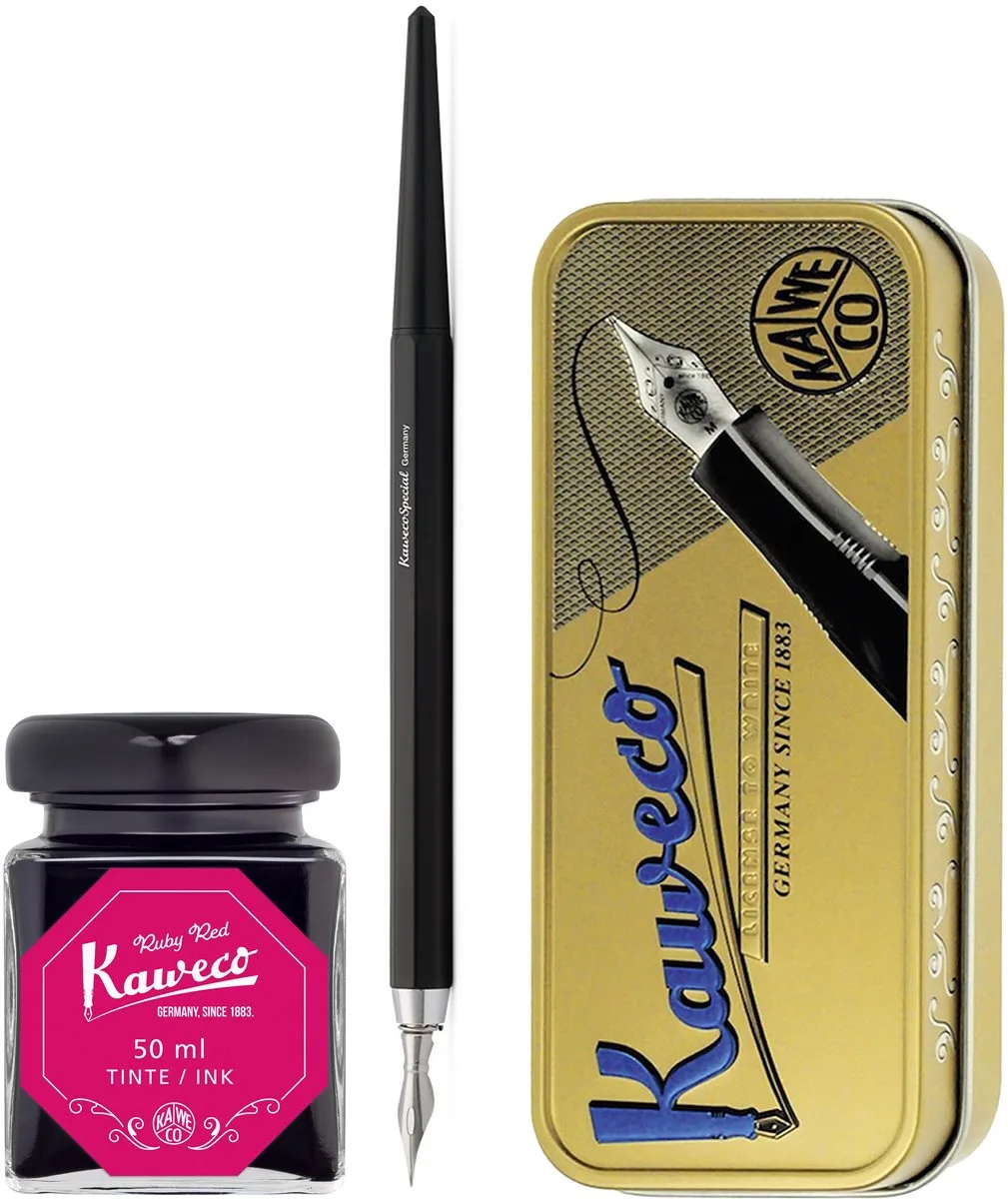Fountain Pen - Special Dip Pen Black - in vintage blik - Potje inkt Ruby Red 60cc van Kaweco in Zwart – productfoto