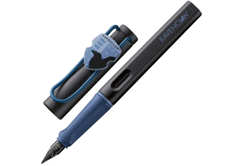 Füllfederhalter Füller Lamy Harry Potter Hufflepuff Ravenclaw Gryffindor Slytherin, Federbreite M, Made in Germany, Inklusive 1 Tintenpatrone by Lamy in Blue – product photo