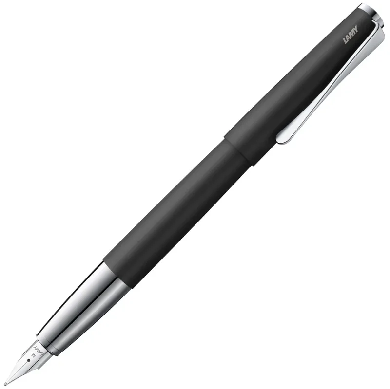 Füllfederhalter Studio Lx 066 – All Black, F-Feder von Lamy – Produktfoto