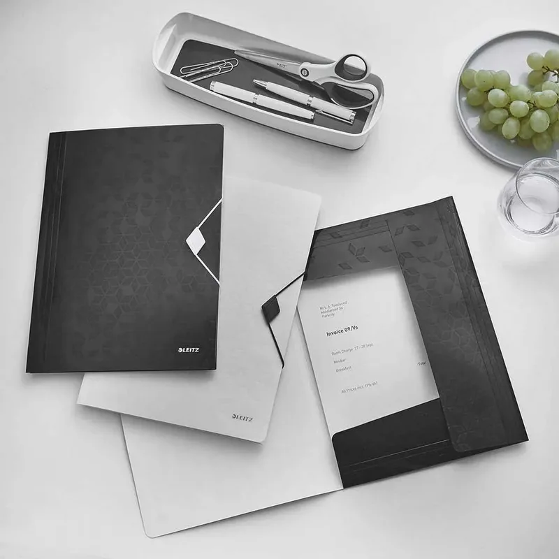 Elastomap Leitz WOW A4 3 kleppen PP zwart van Leitz – productfoto 2 van 3