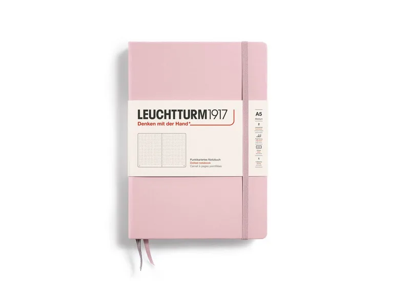 Notizbuch Medium A5 Hardcover Puder Dotted fra Leuchtturm1917 i Lyserød – produktbillede
