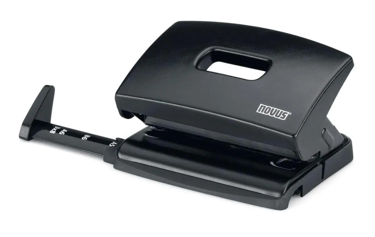 Locher C 216 - schwarz von Novus – Produktfoto