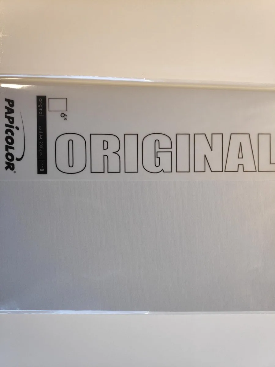 Original Papier A4 200 gsm 6 Sheets van Papicolor in Lavendel – productfoto