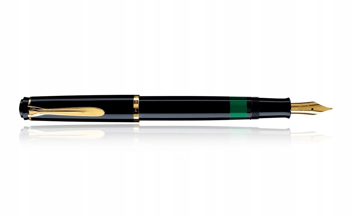 Classic M200 Vulpen - Tijdloze Elegantie van Pelikan in Zwart – productfoto