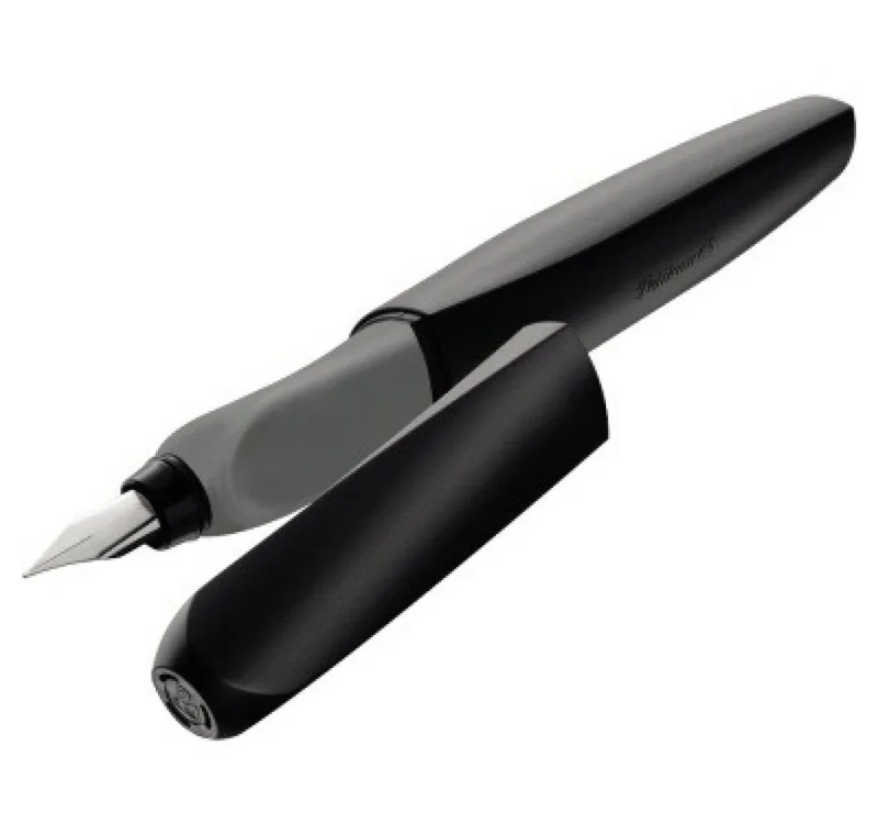 Füllfederhalter Füller Twist P457M schwarz Faltschachtel von Pelikan – Produktfoto