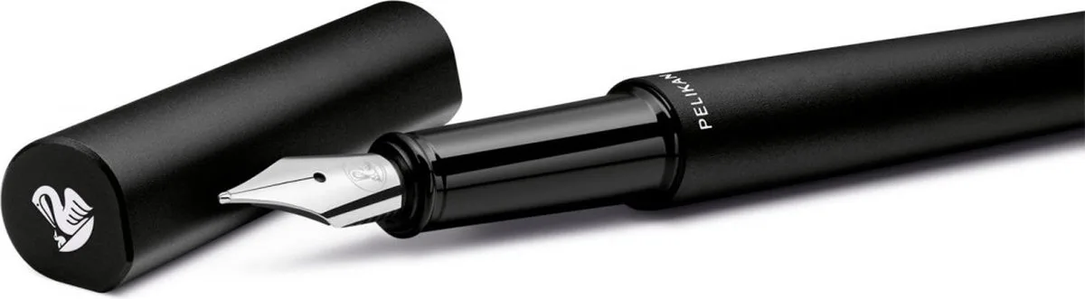 Ineo - vulpen - Black Rock - in metalen etui fra Pelikan i Sort – produktbillede