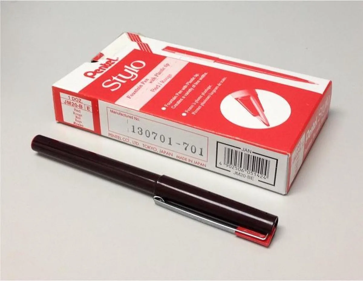 JM20 Tradio Stylo Fountain Pen (12pcs) - Red Ink de Pentel en Rouge – photo produit