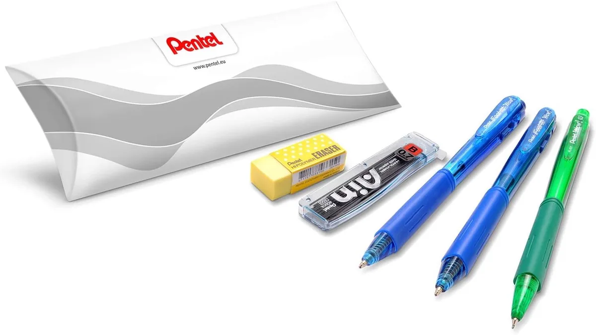 Schrijfset: 2 Blauwe Ballpoints, Potlood 0.7mm, Vullingen & Gum från Pentel – produktbild