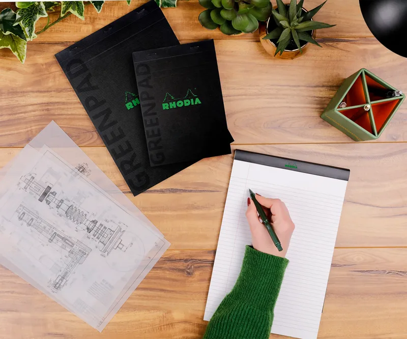 Notizblock GREENPAD, DIN A4, liniert, schwarz von Rhodia – Produktfoto