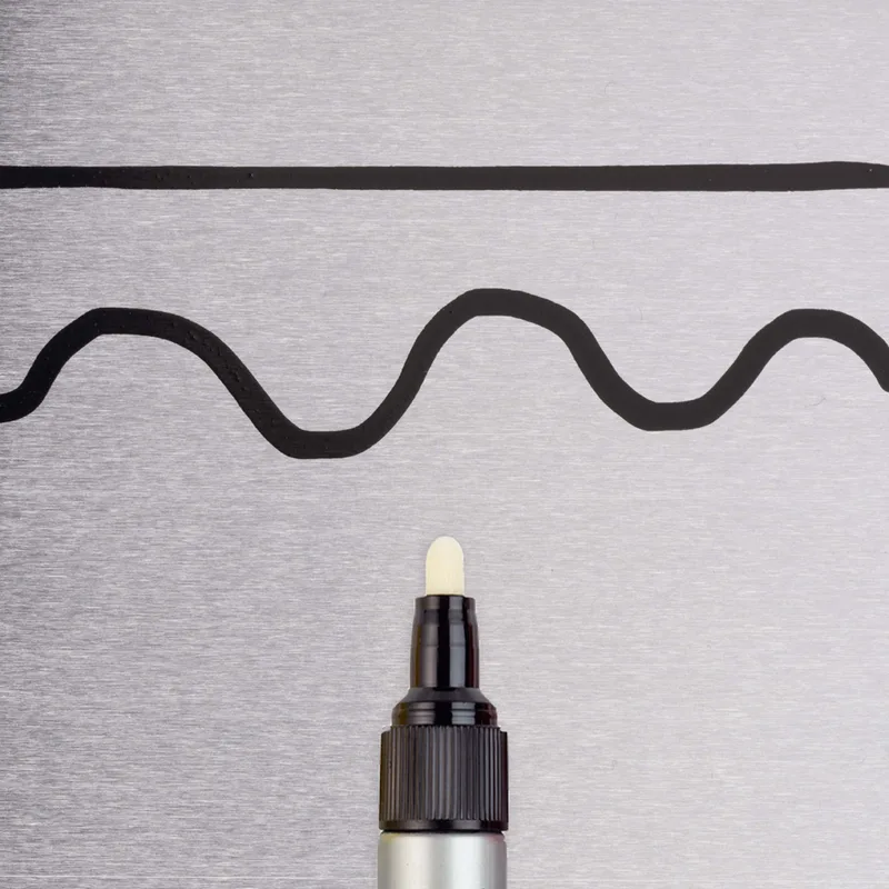 Permanent-Marker Paint Marker halogenarm, schwarz von Sakura – Produktfoto