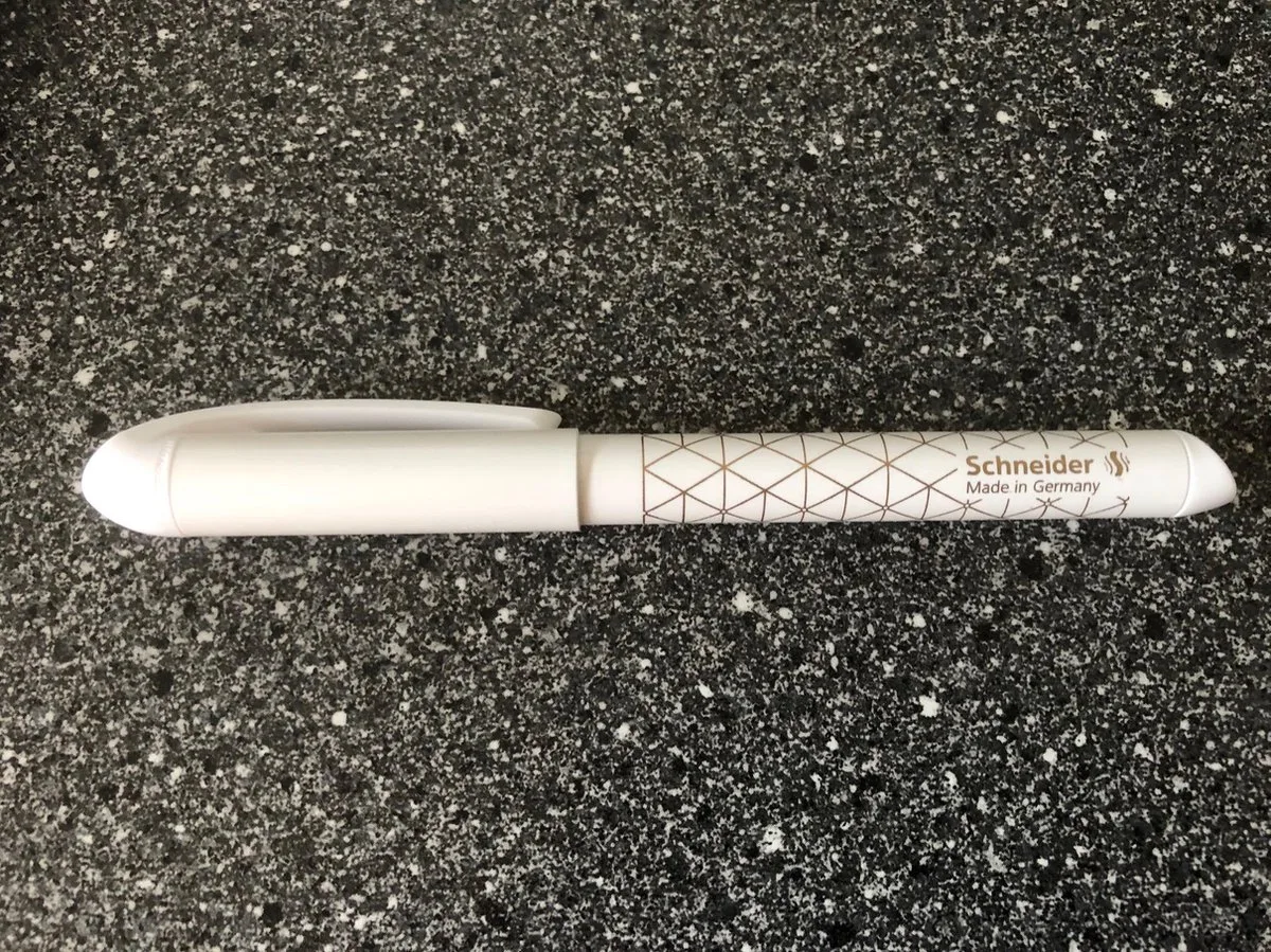 vulpen Schneider Easy M goud/wit S-162053 de Schneider en Blanc – photo produit