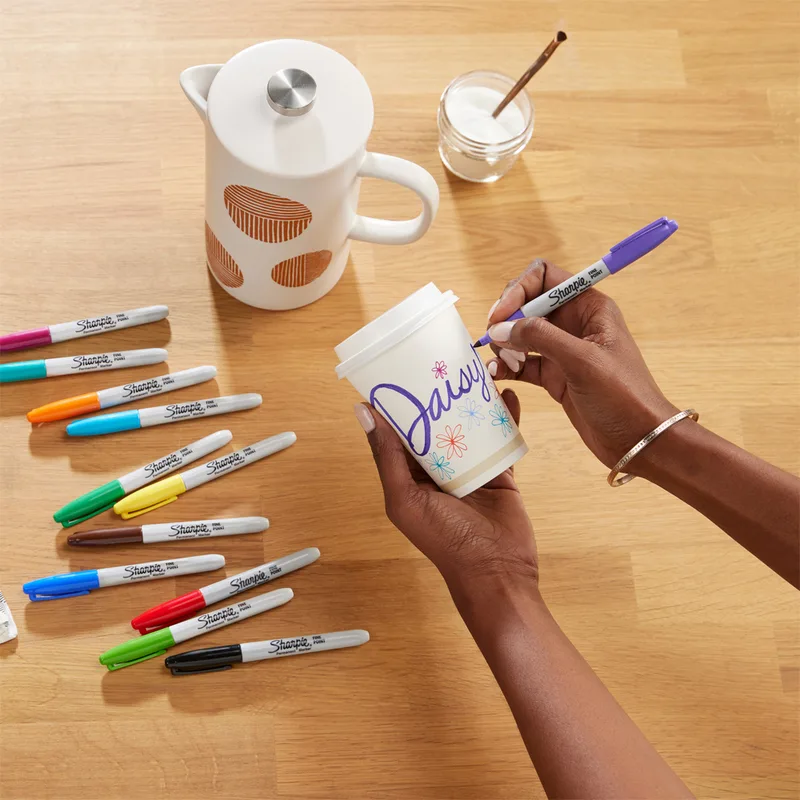 Fein Permanent Marker Rundspitze Lila 12er Faltschachtel von Sharpie – Produktfoto