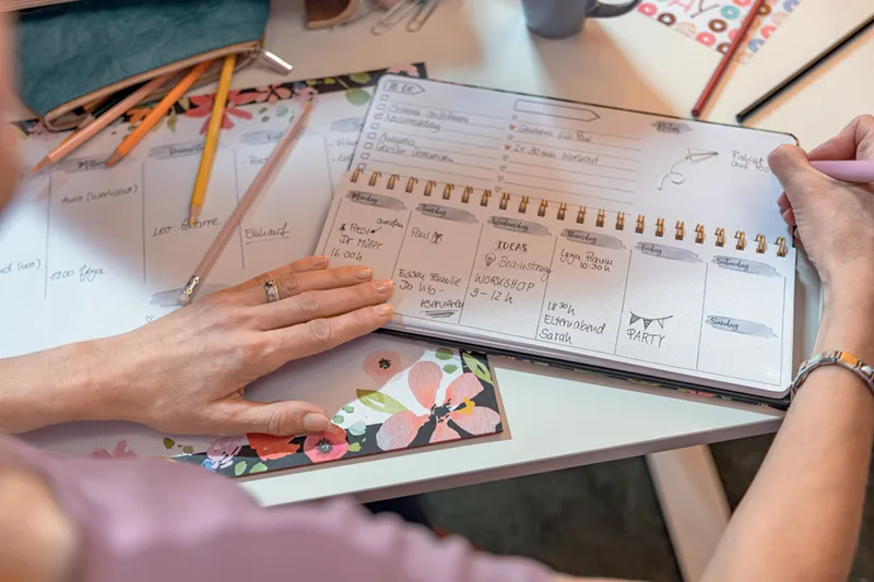 Tischkalender Jolie , Glittery Joy, , immerwährend by Sigel – product photo