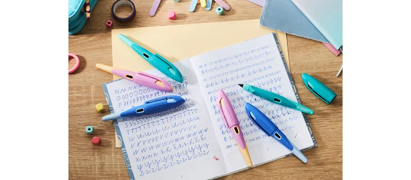 Füllhalter EASYbirdy L pastel Edition, pink/apricot von Stabilo – Produktfoto