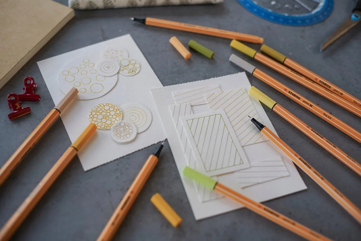 Point 88 Fineliner 0.4mm - Set van 10 de Stabilo en Khaki – photo produit