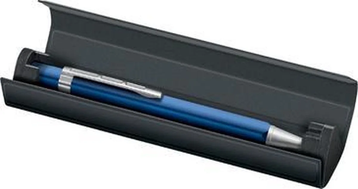 balpen met draaimechaniek trx schrijfbreedte b zwart van Staedtler in Wit – productfoto