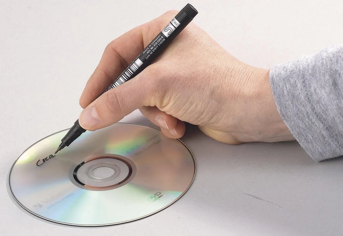 CD/DVD pen CD-Marker 0.4 mm Schwarz von Staedtler – Produktfoto