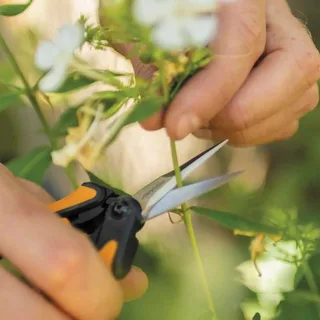 Ciseaux De Jardin Microtip Solid Sp13 de Fiskars – photo produit 5 sur 6