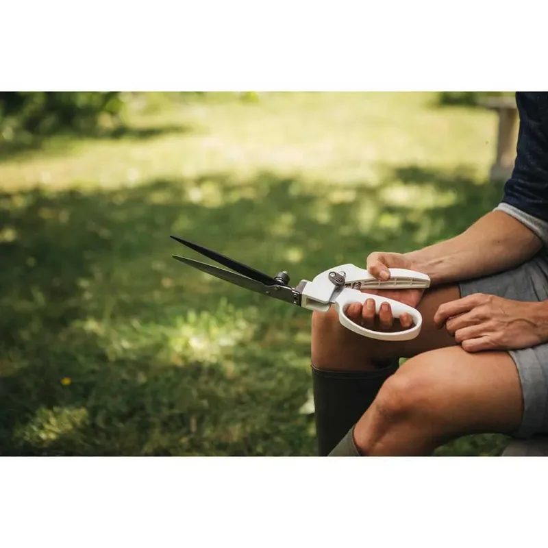 Ciseaux De Jardin Gs41 Pour Herbe Blanche de Fiskars en Blanc – photo produit 2 sur 4