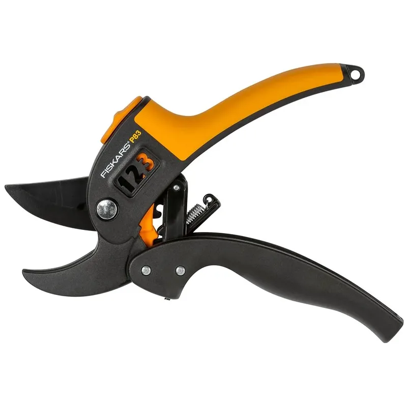 Ciseaux à élaguer Powerstep P83 de Fiskars – photo produit