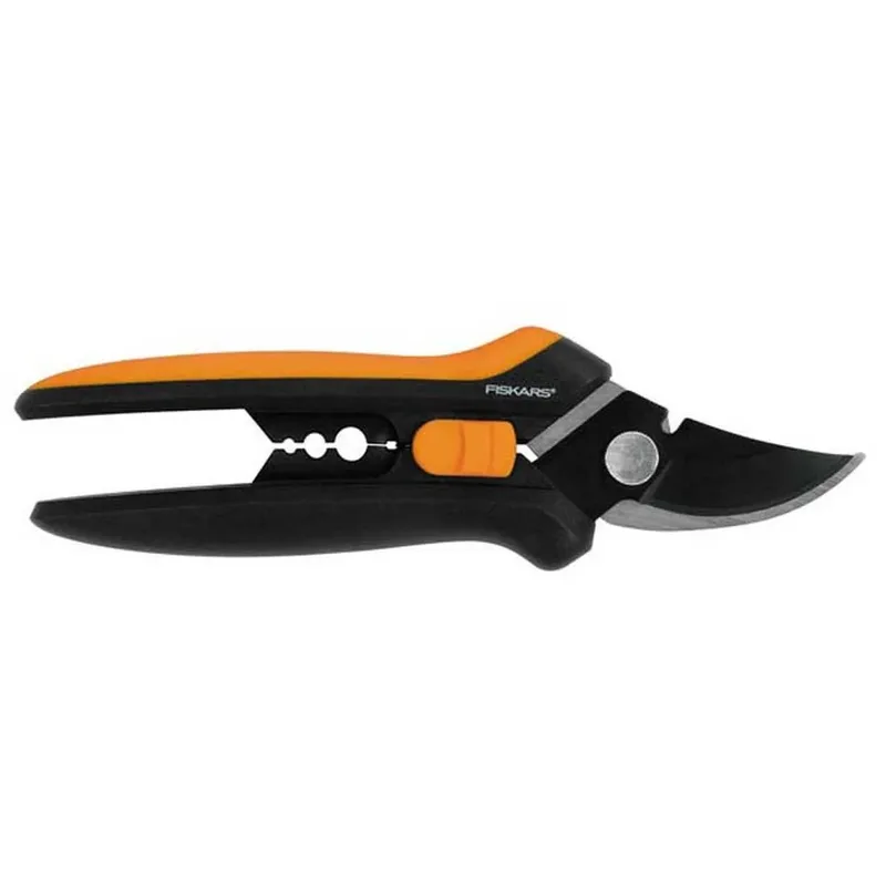 Ciseaux De Jardin Solid Sp14 de Fiskars – photo produit 2 sur 6