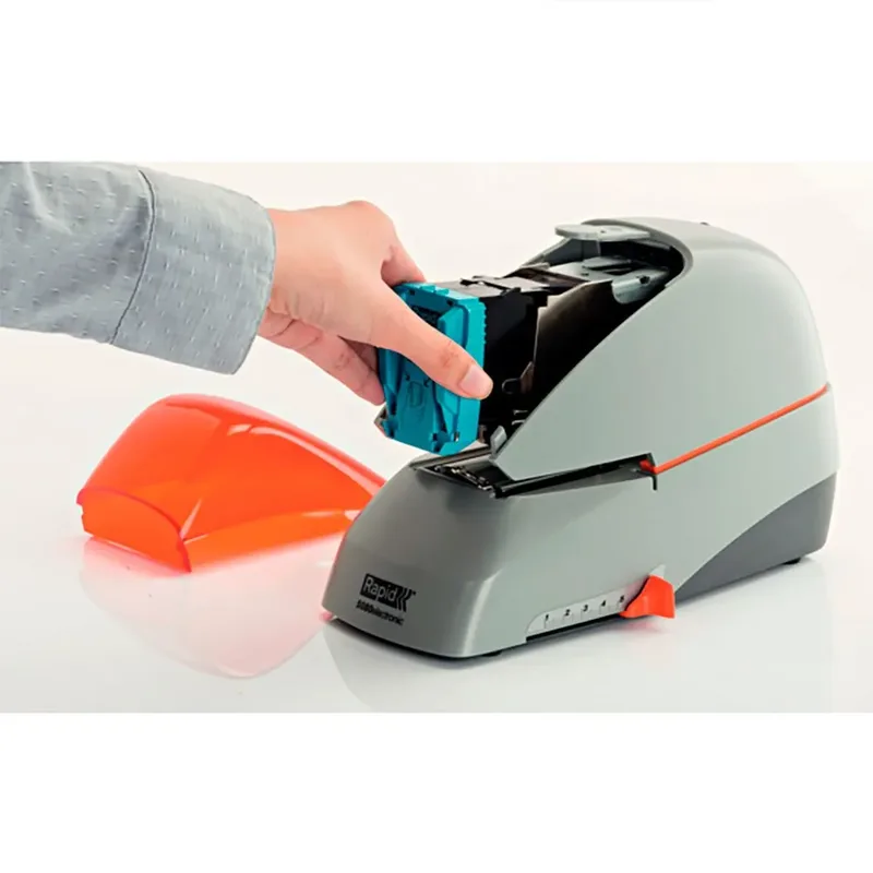 Classic Contactloze Elektrische Nietmachine R5050e Zilver/orange fra Rapid – produktbillede 3 af 5